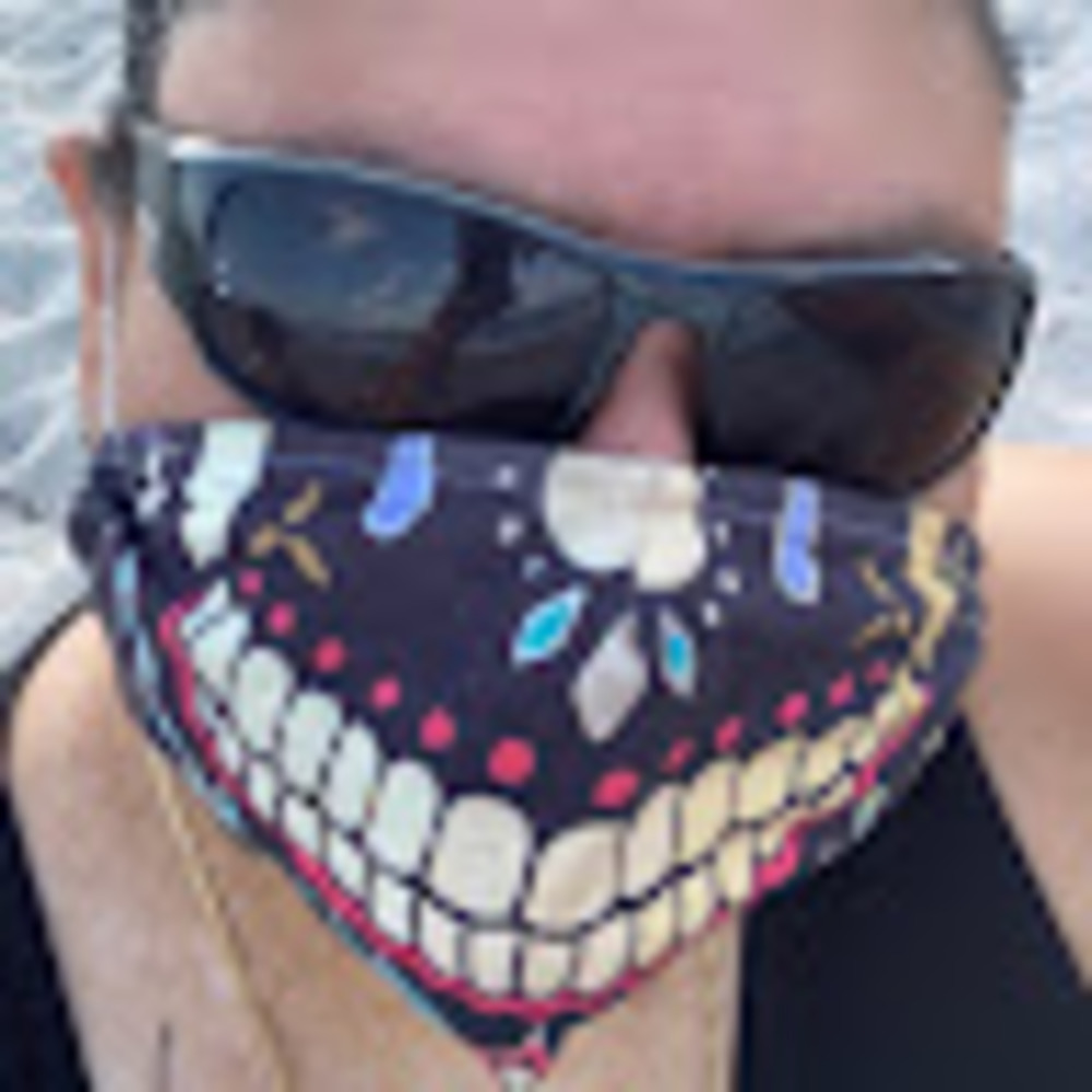 Meet your Posher, Jennifer